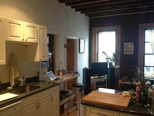 Rented by Adir Realty | media 14