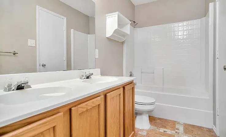 5640 Ainsdale Dr — Photo 9