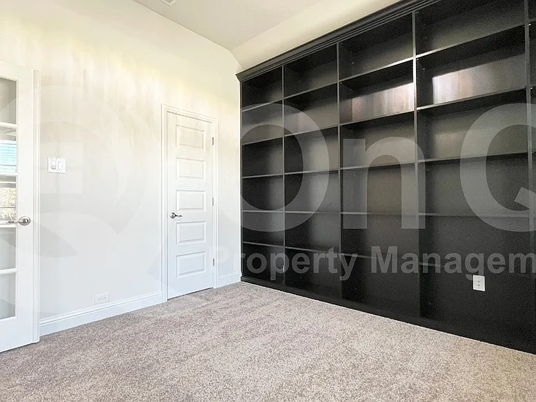 5304 Babcock Rd — Photo 19