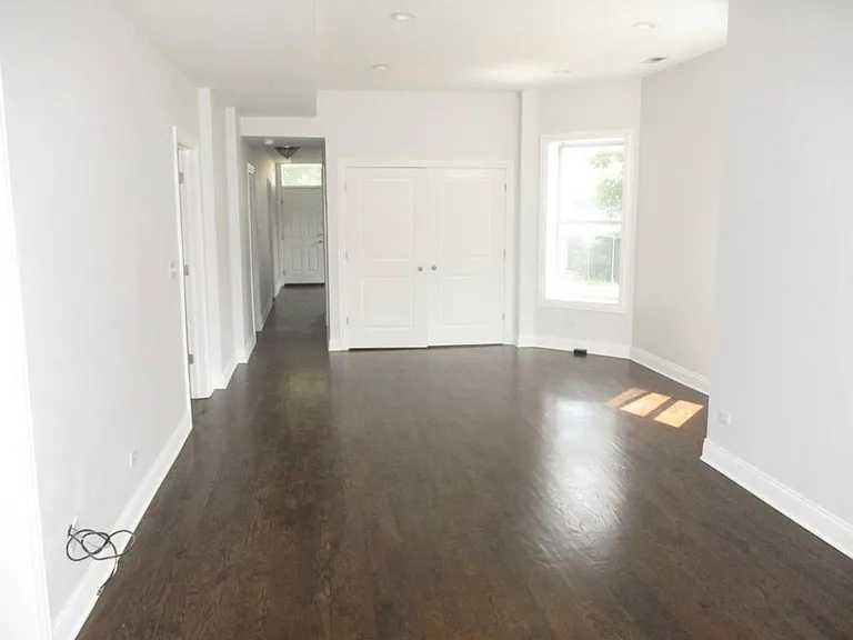 S Morgan St — Photo 1