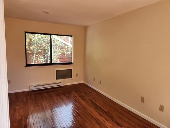 4th image of 59 Edelweiss Dr #59
