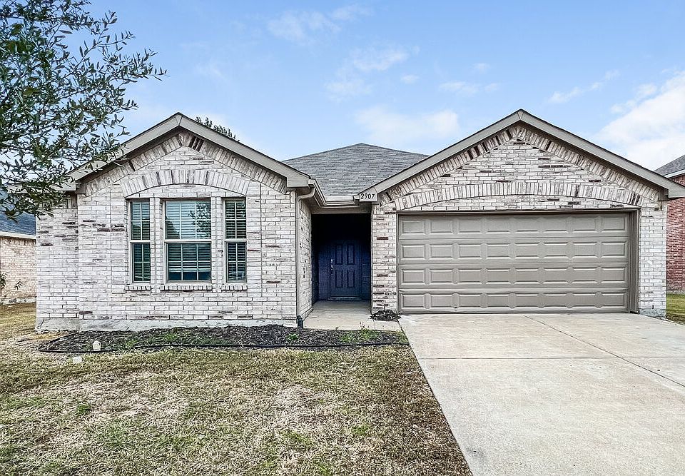 1st image of 2907 Briarbrook Dr