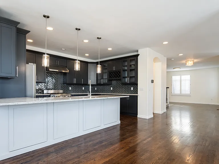 335 N Josephine St #A — Photo 6