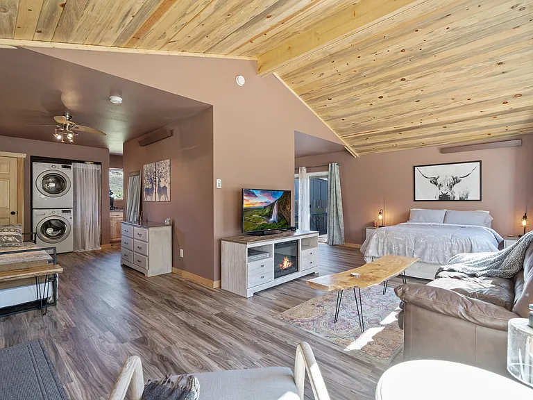 4916 Lone Pine Dr — Photo 4