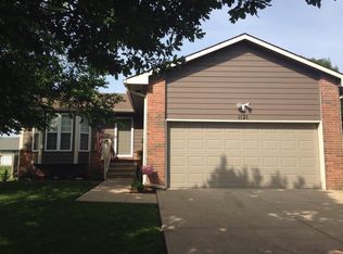 1121 N Lark St, Wichita, KS 67212