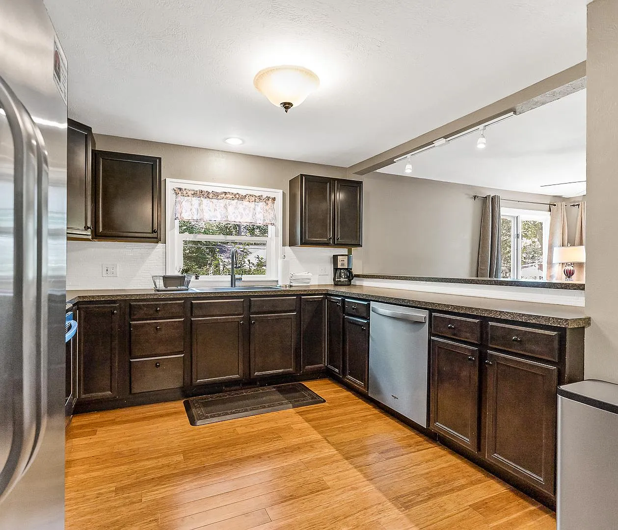 4 bed, 1568 sqft, $1,600 — Photo 3