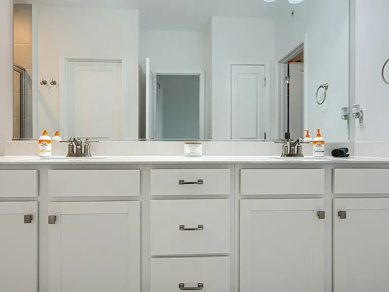 2596 Neabsco Common Pl — Photo 47