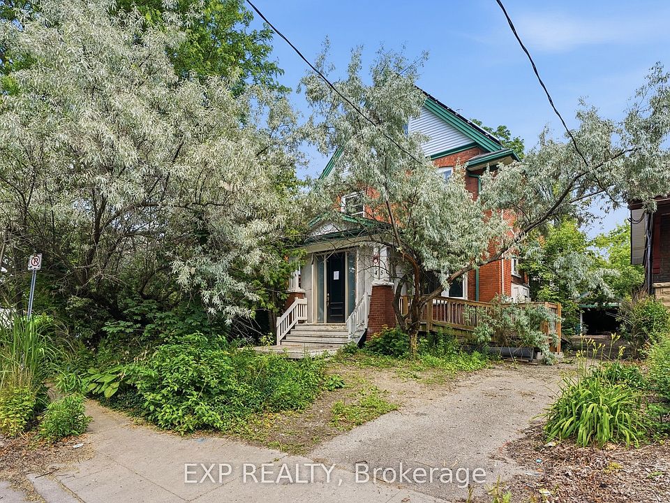1st image of 45 Pandora Ave N