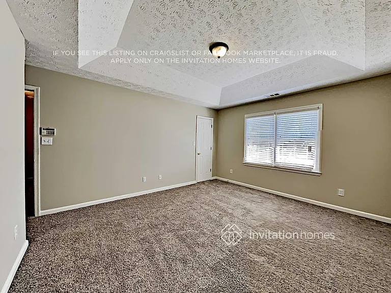 135 Vantage Point — Photo 12
