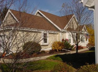 W178N6012 Prairie Sky Ct, Menomonee Falls, WI 53051