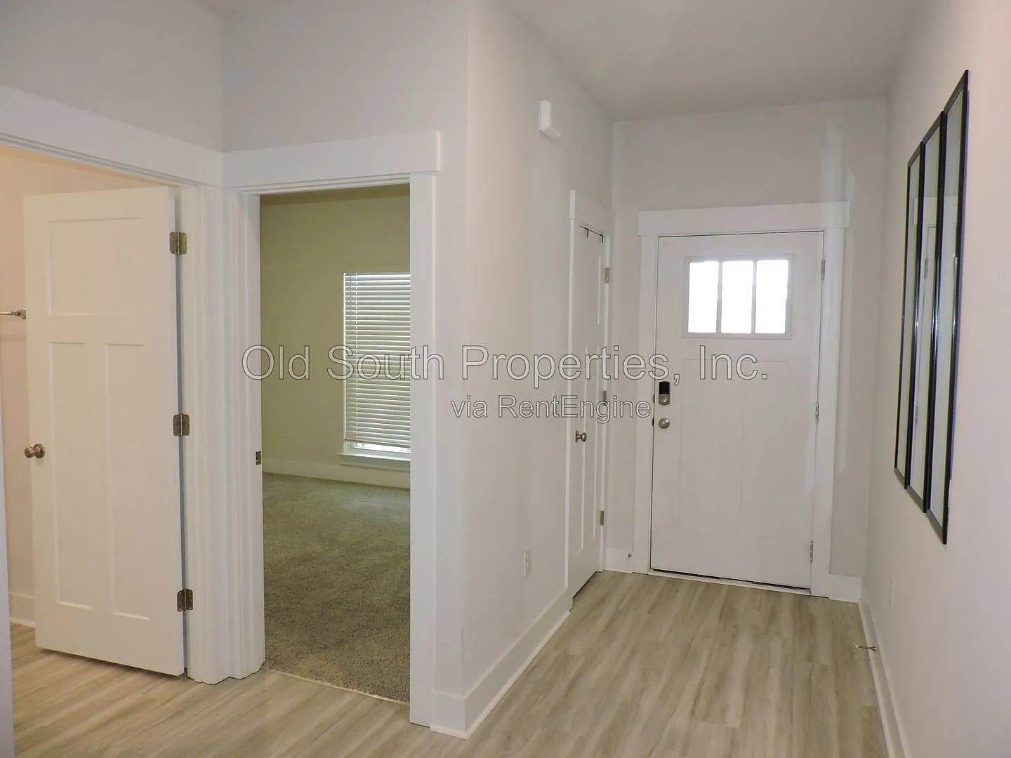 4 bed, 2.0 bath, 1856 sqft, $2,500 — Photo 2
