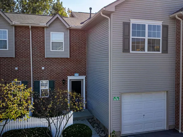 676 Spring Valley Dr, Lewis Center, OH 43035