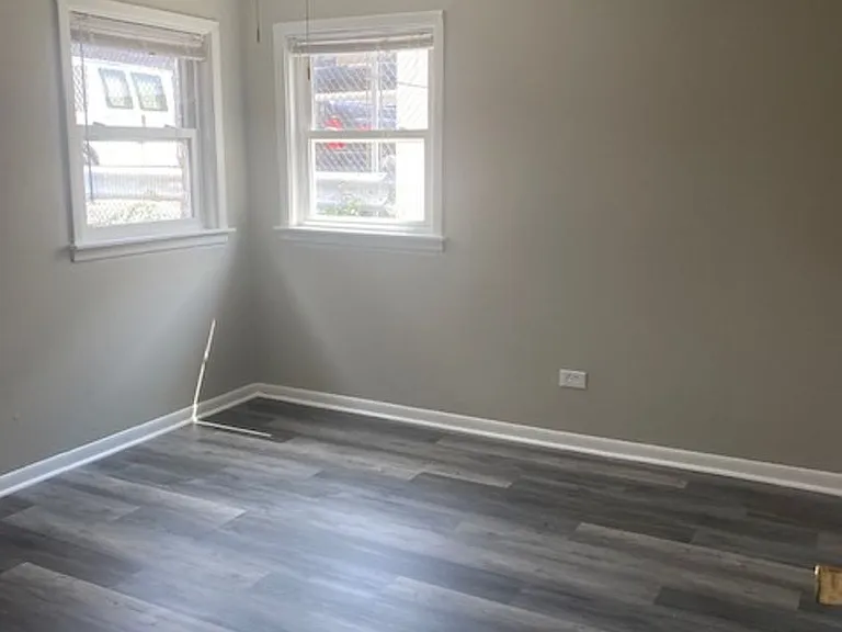 8519 W Grand Ave — Photo 5