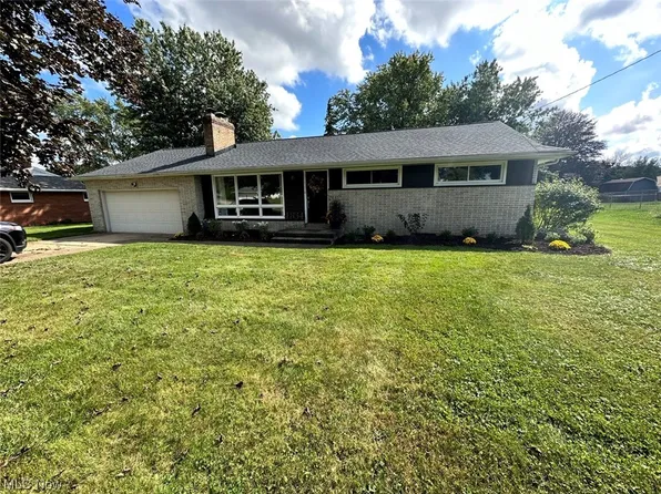 4834 Echovalley St NW, North Canton, OH 44720