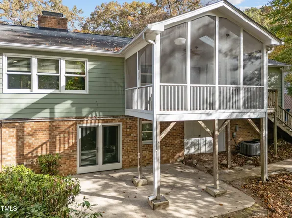 1405 Kimberly Dr, Raleigh, NC 27609