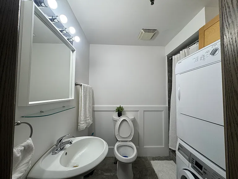 777 Burrard St #87 — Photo 15
