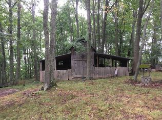 3204 Bent Mountain Rd, Lerona, WV 25971