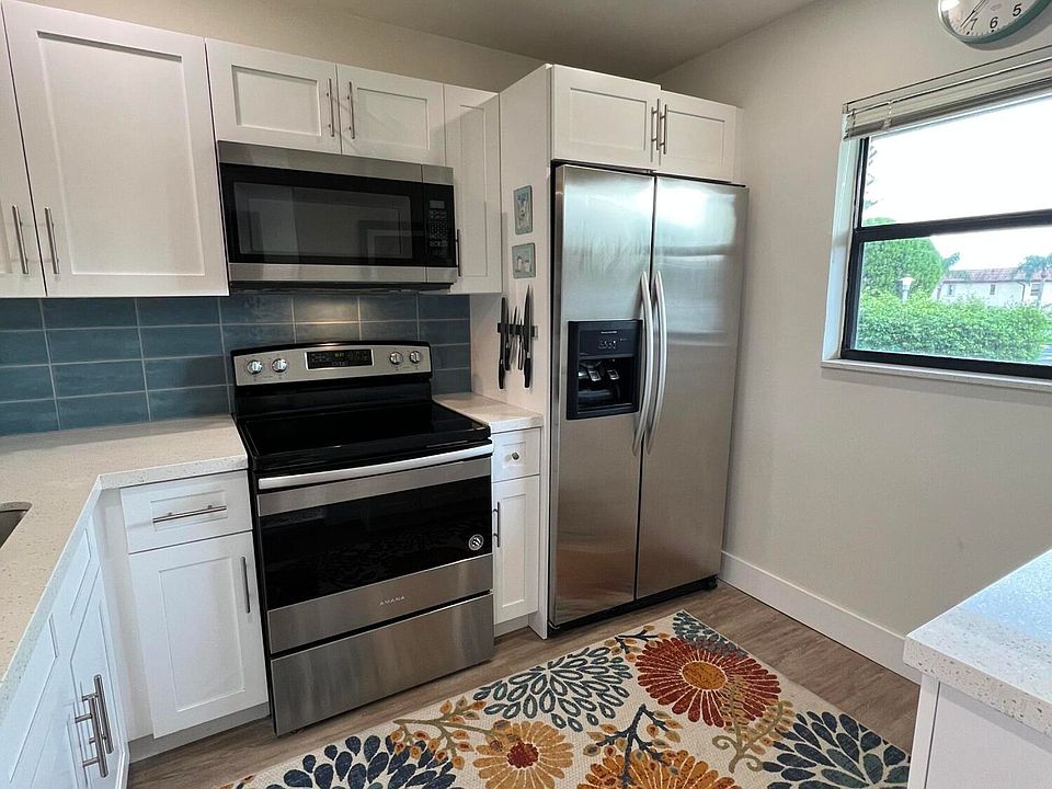 10th image of 7281 Golf Colony Court #203