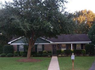 9255 Maplewood Dr, Mobile, AL 36695