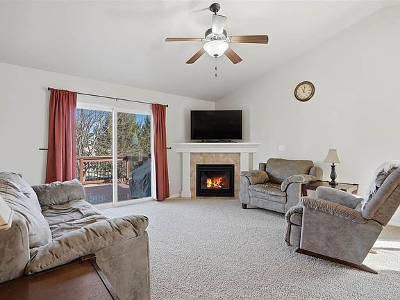 4th image of 1070 Patton Ln