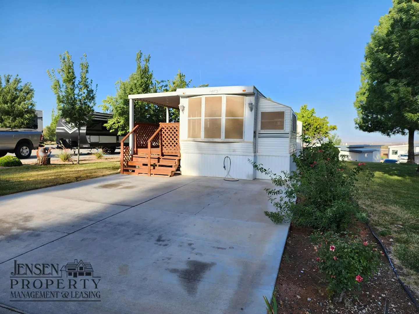 One Bedroom Modular for Rent - Pet Friendly!! — Photo 2