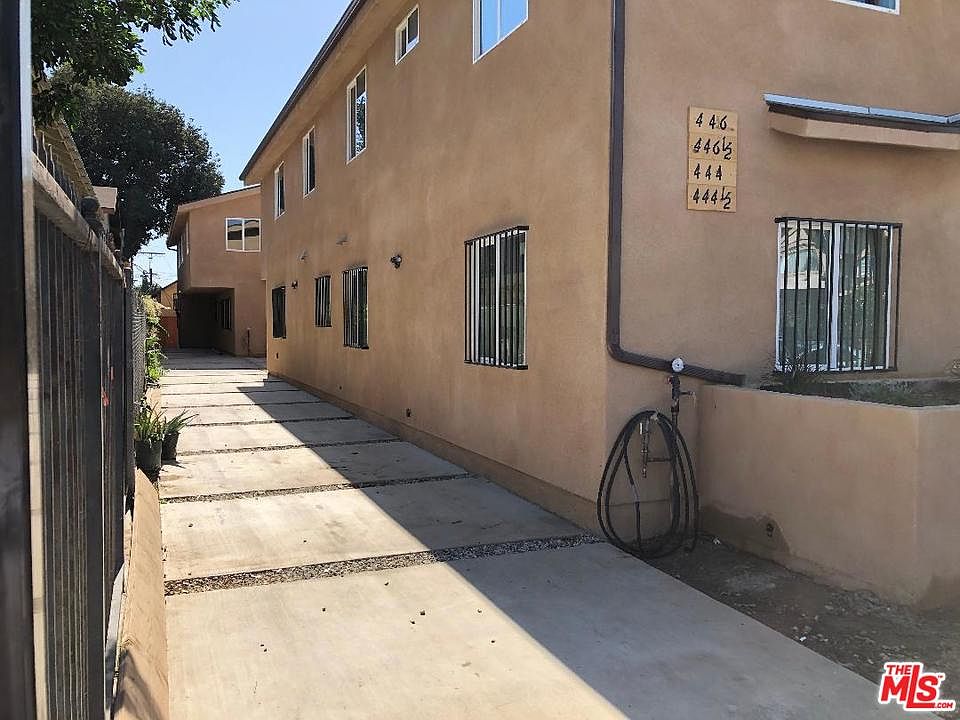 2nd image of 444 E Adams Blvd