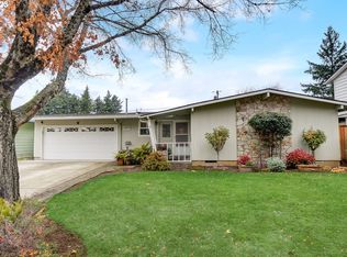 18625 SE Clinton St, Gresham, OR 97030