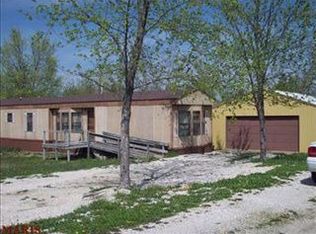 60 Prairie Rd, Hawk Point, MO 63349