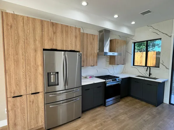 7434 Penfield Ave, Winnetka, CA 91306