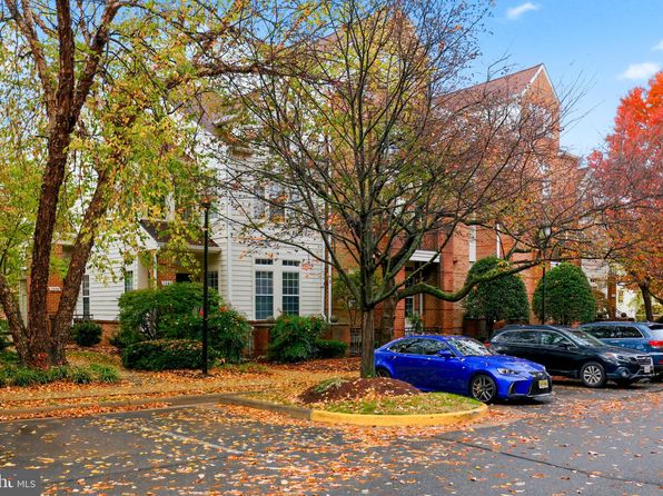 1340 Garden Wall Cir #502