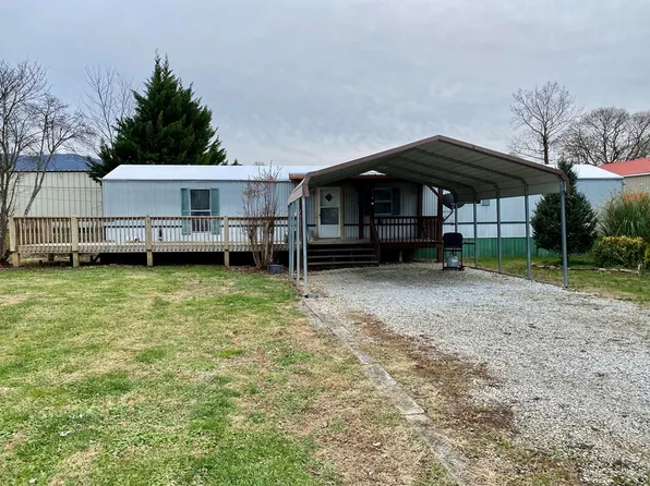 104 Town Branch Rd, Andrews, NC 28901