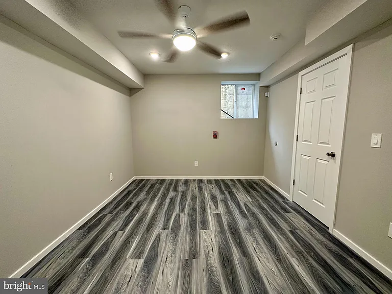 1225 W Dauphin St #3 — Photo 28