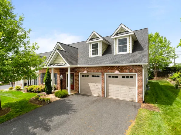 1637 Sawgrass Ct, Charlottesville, VA 22901