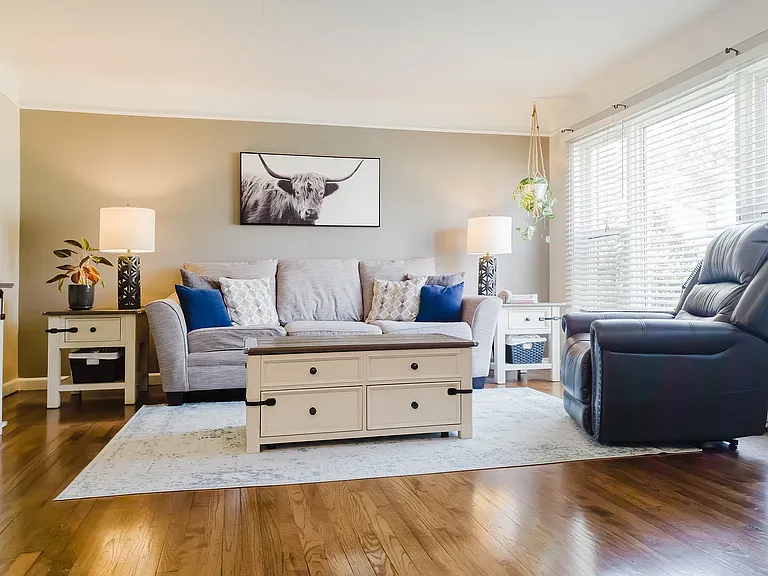 603 Juneway Dr — Photo 2