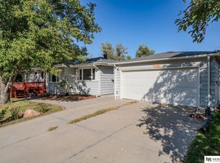 4929 N 95th Cir, Omaha, NE 68134