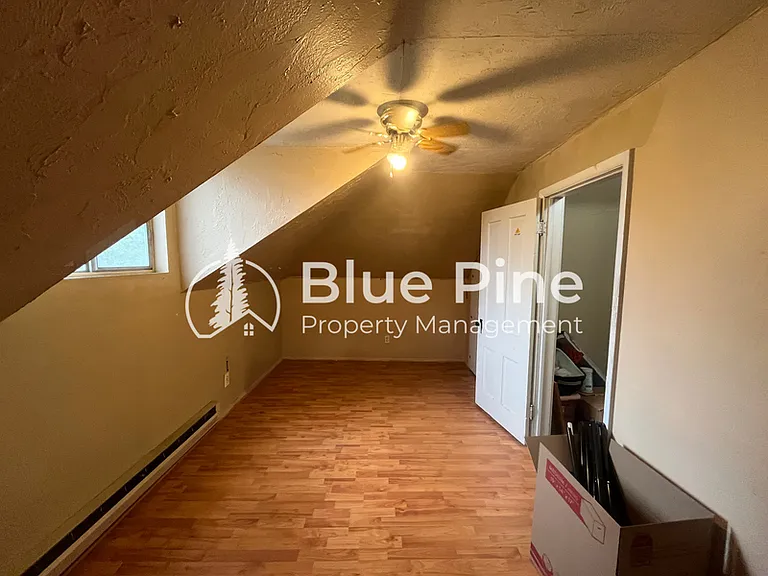 284 S Ridge Ave — Photo 14