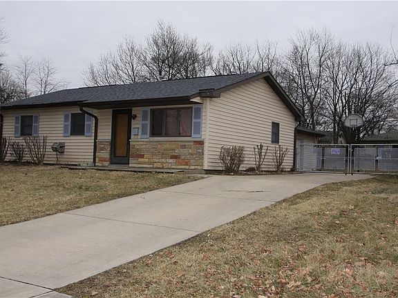2nd image of 7849 Potomac Ave