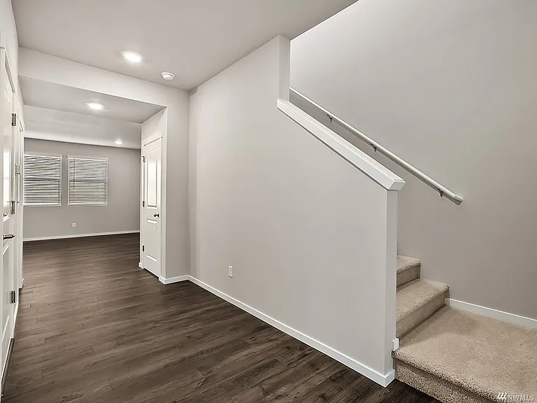 5746 Waverly Rd SW — Photo 8