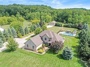 1170 Purdy Ln, Howell, MI 48843