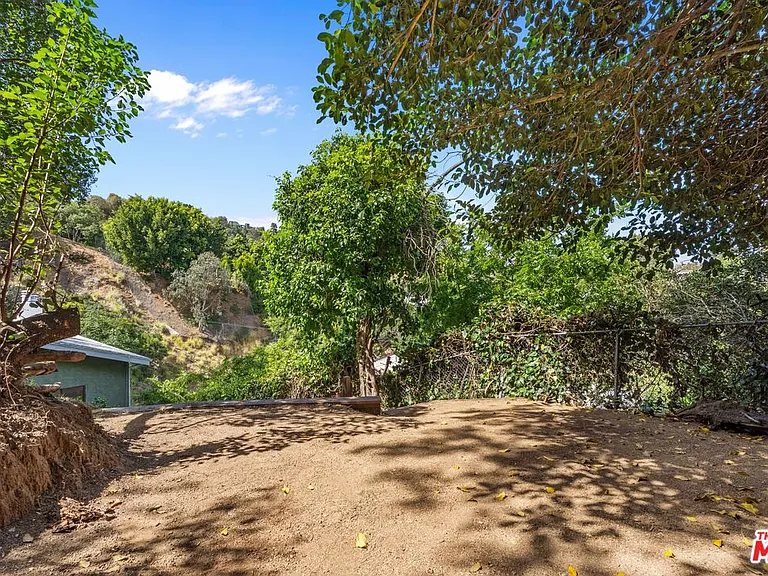 8506 Oak Ct — Photo 58