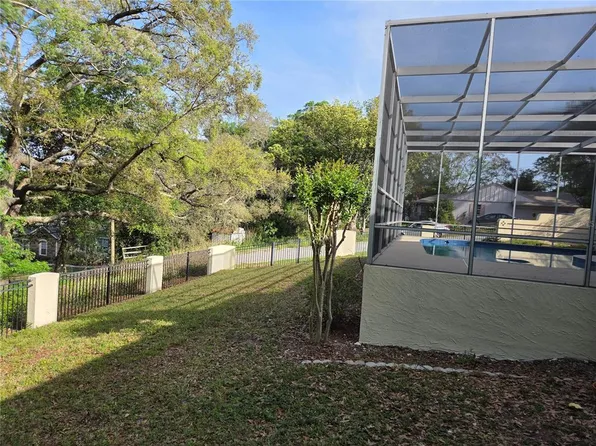 1220 Country Club Rd, Eustis, FL 32726