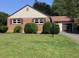 153 Wilmont St, Wethersfield, CT 06109