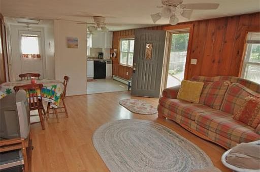 3rd image of 21 Webster Dr
