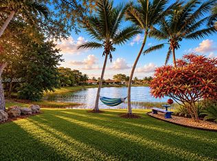 1633 Greer Ave, Homestead, FL 33035
