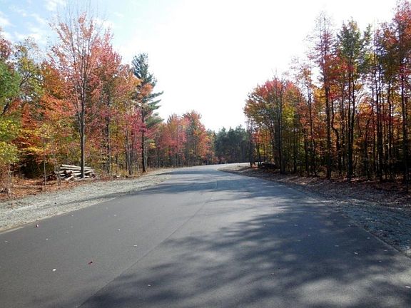 2nd image of 1 Arbor Trl