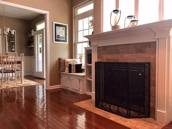 4th image of 7774 Swan Song Cir