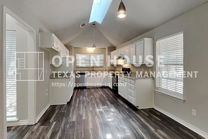 3403 Boyd Trl — Photo 5