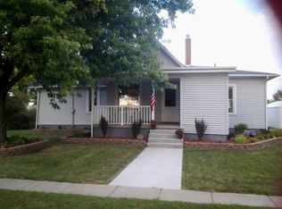 106 S State St, Atkinson, IL 61235