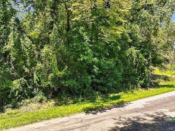 4th image of County Road 201