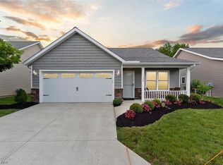 1506 Golf Dr #19, Wickliffe, OH 44092